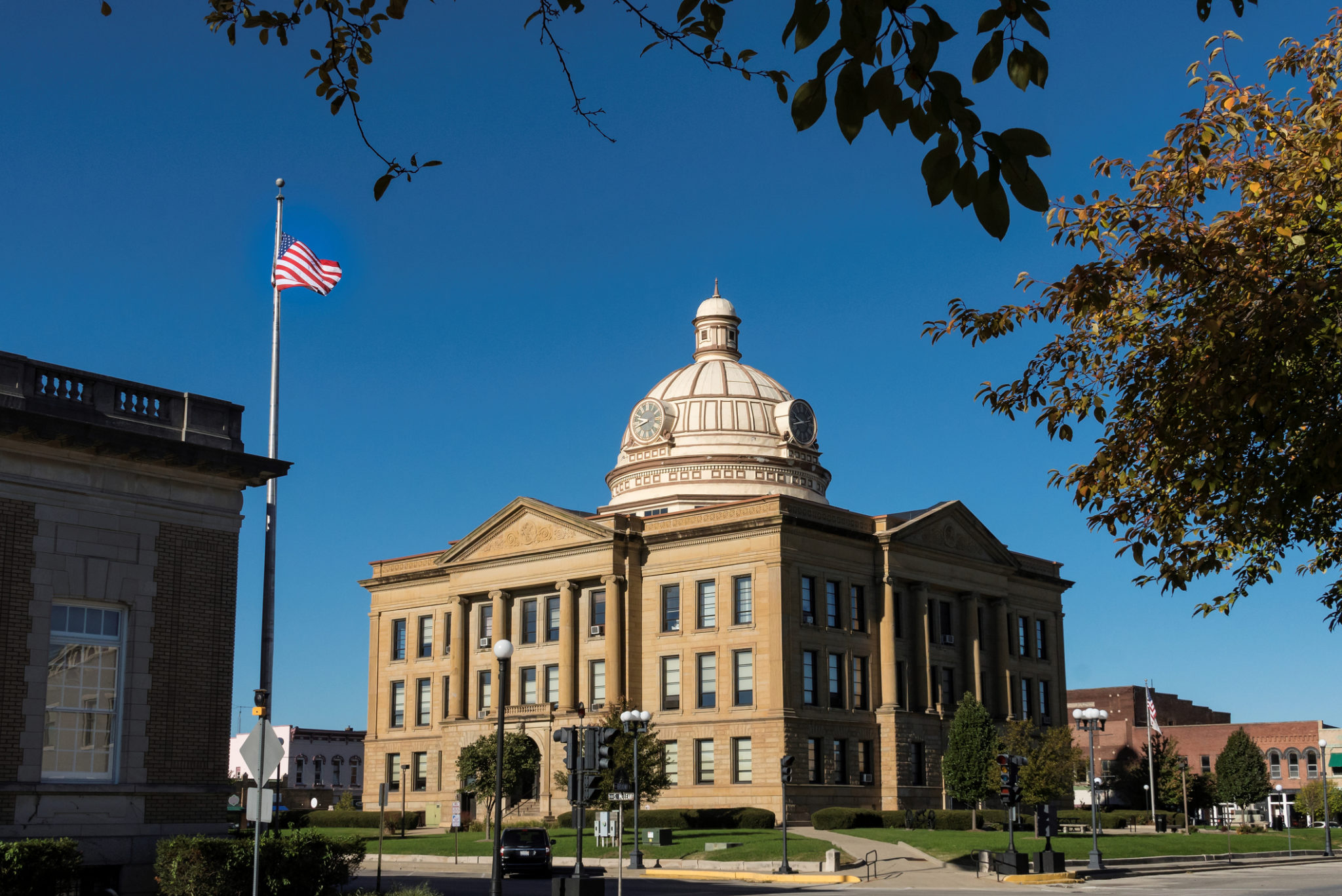 Municipalities streamline operations with NaaS