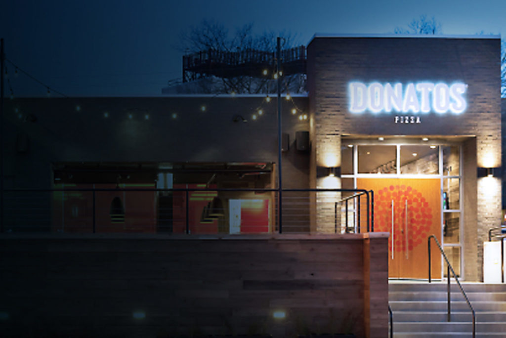 Donatos restaurant uses UCaaS for retail